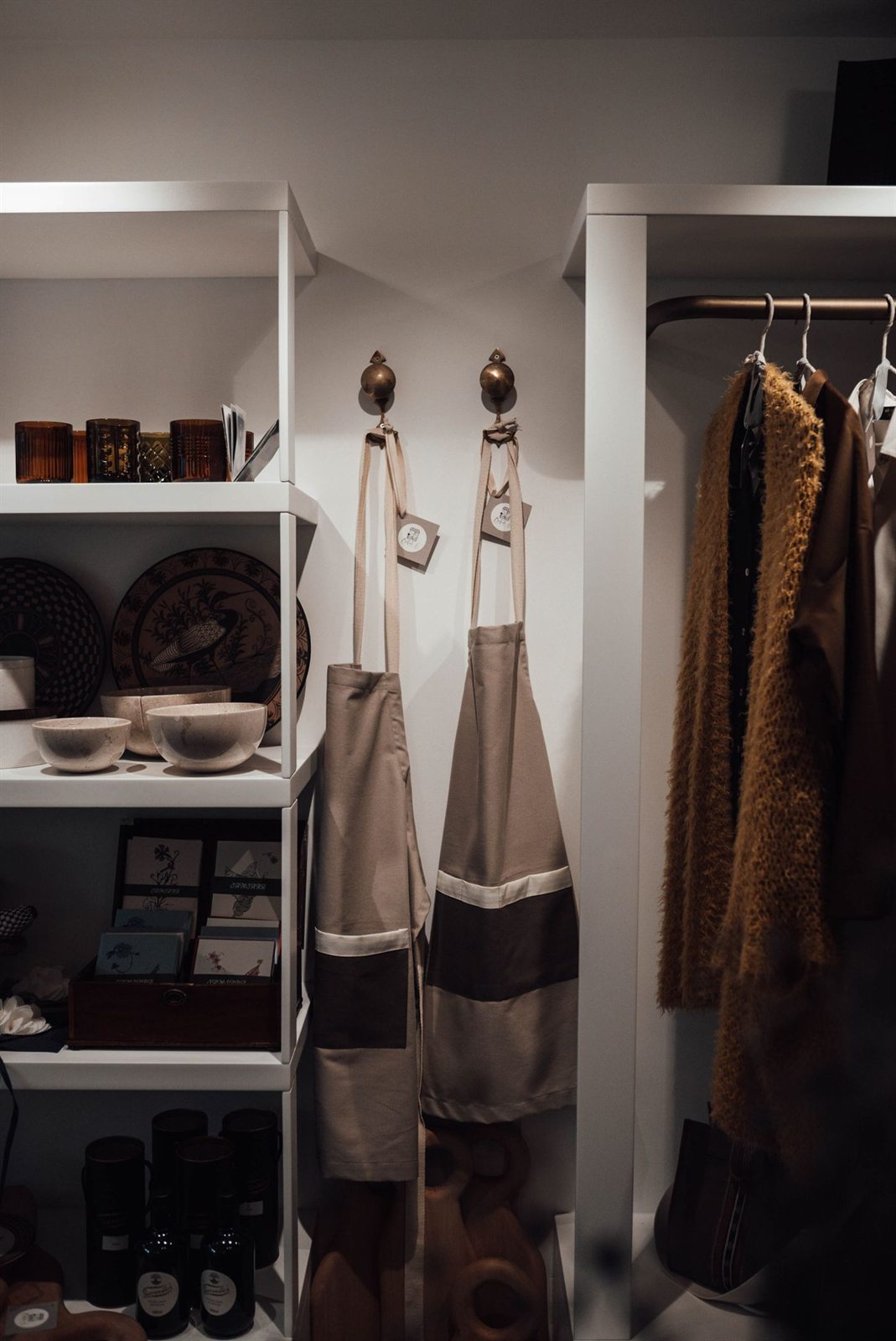 Interior de la tienda ABAMASS en Madrid